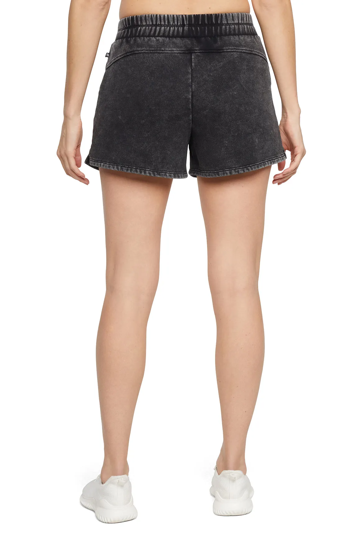 4" Elle Short (Black)