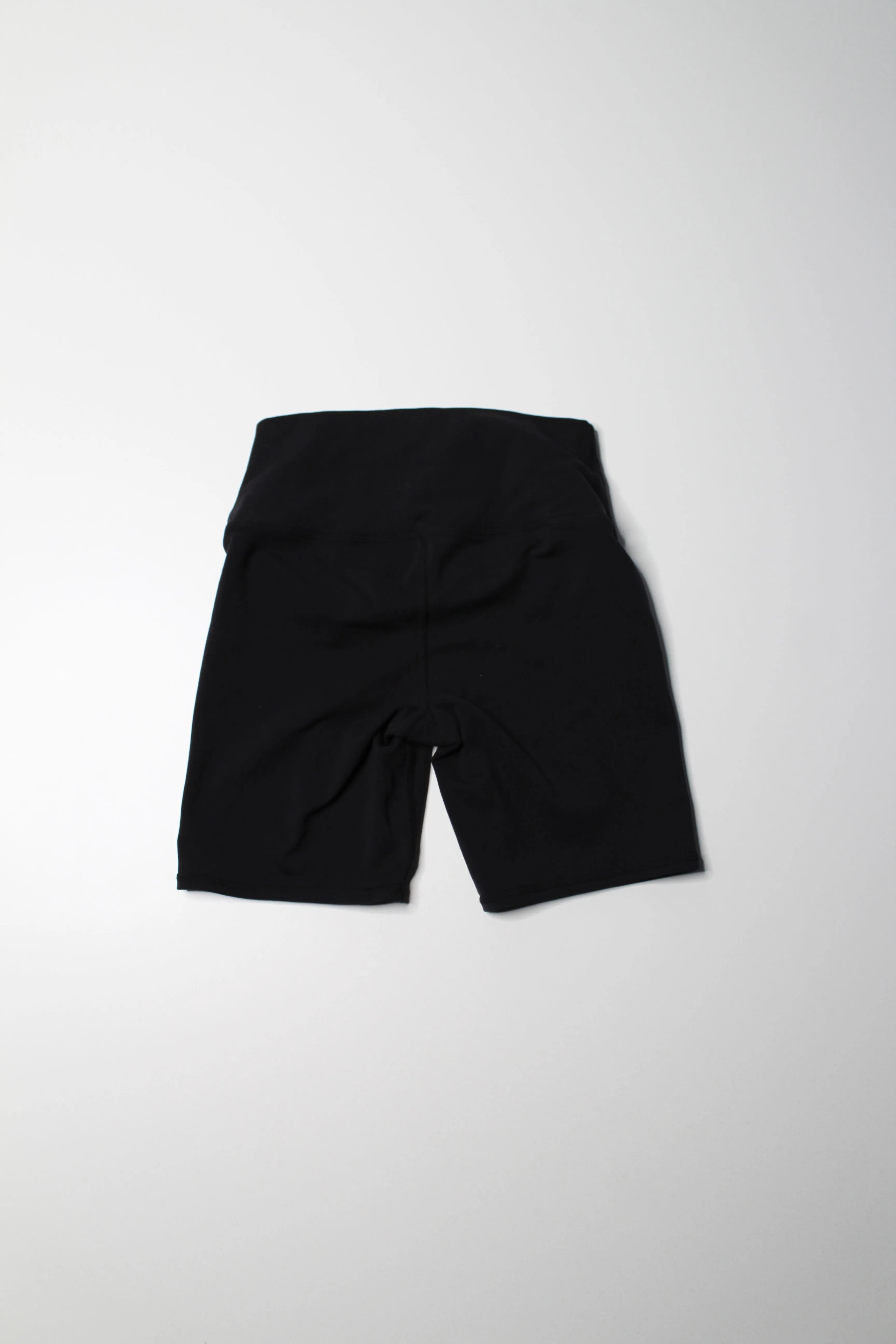Alo Yoga black high rise biker shorts, size small (7")