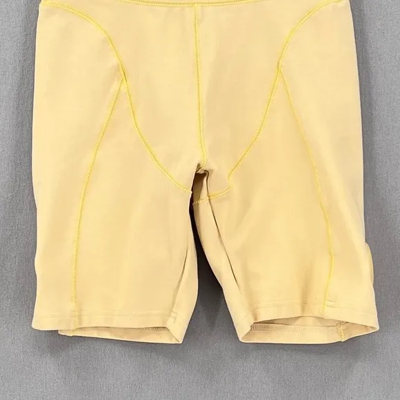 BBX BRAND Cycle Shorts Womens Small Light Yellow Grommet Details Bike NWOT
