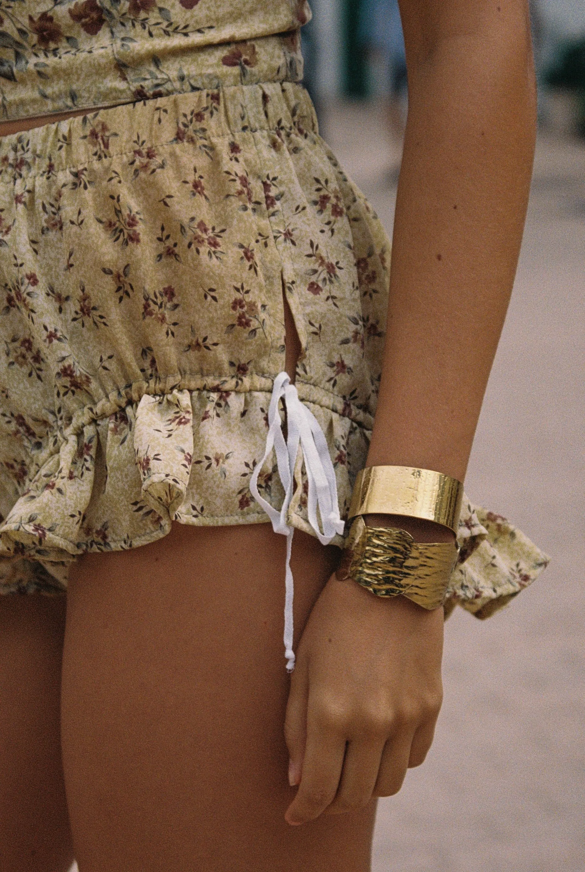 Bloomers – Vintage Sepia