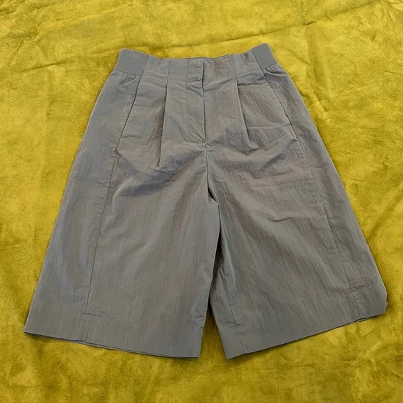 COS Pleated Front A-line Bermuda Shorts Olive Green Khaki Classic Demure Luxe