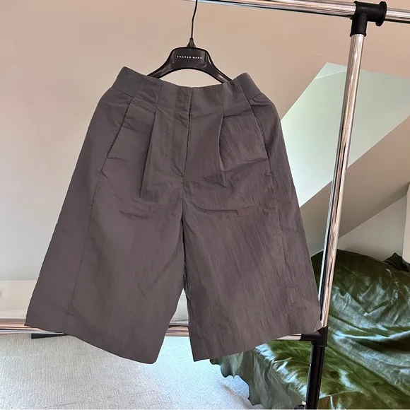 COS Pleated Front A-line Bermuda Shorts Olive Green Khaki Classic Demure Luxe