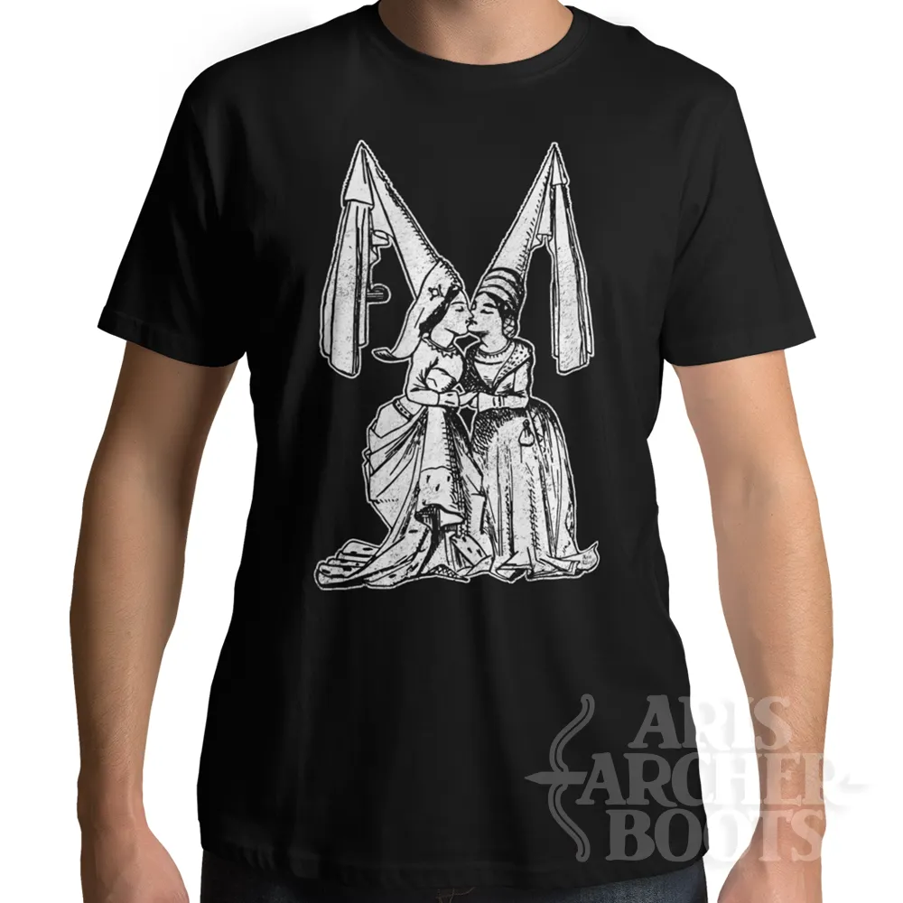 Court Ladies Kissing Unisex T-Shirt