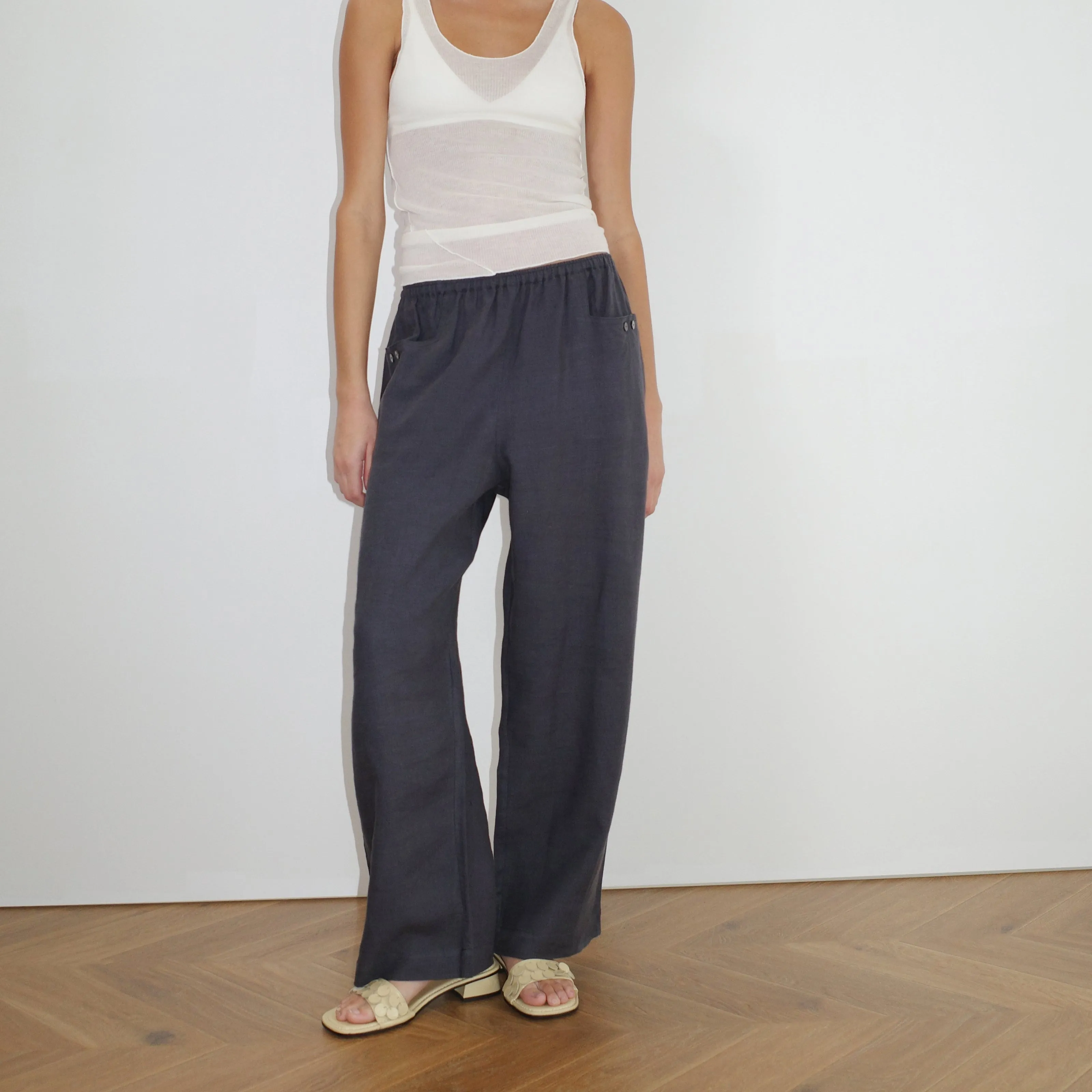 Deiji Studios | Linen Square Pocket Pant in Ink