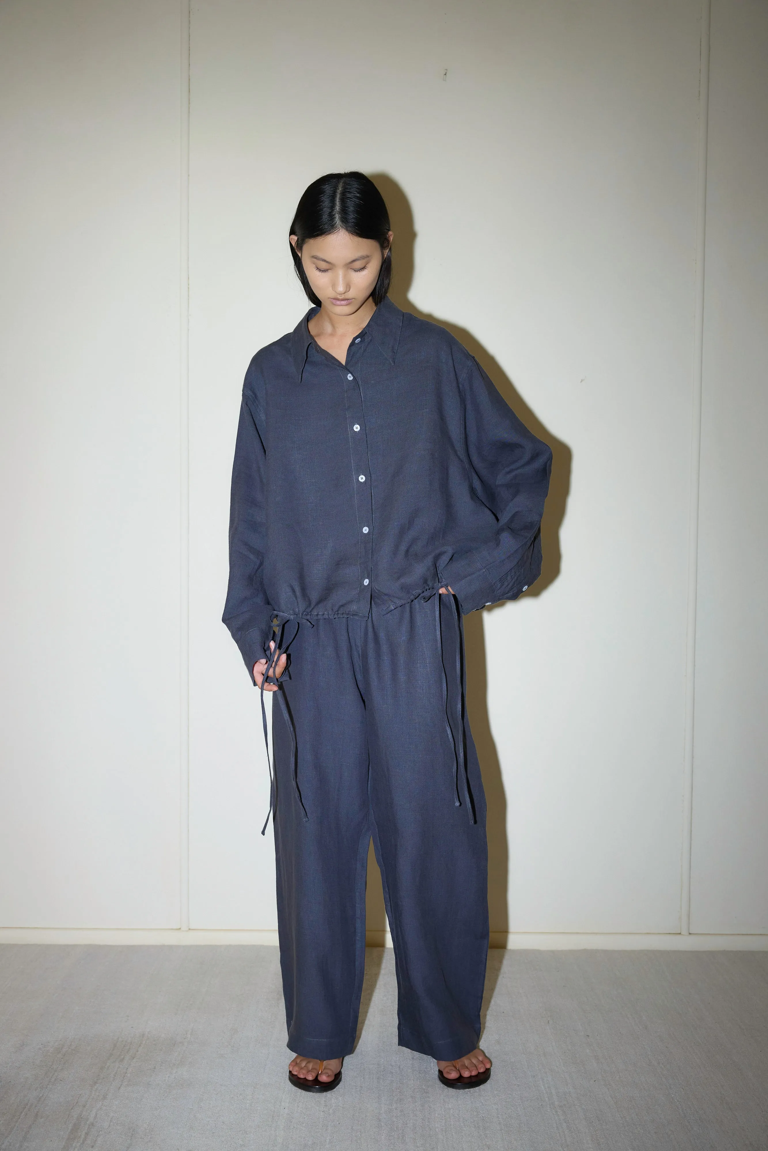 Deiji Studios | Linen Square Pocket Pant in Ink