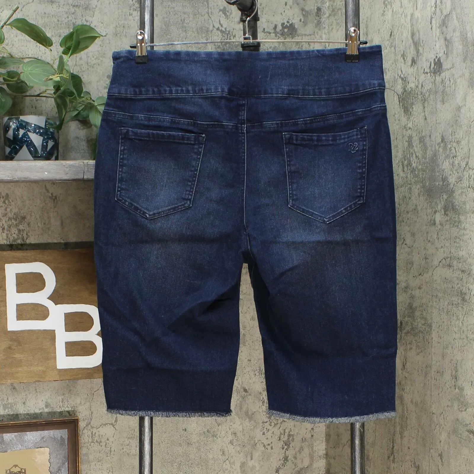 DG2 by Diane Gilman Classic Stretch Pull-On Bermuda Shorts Indigo XL