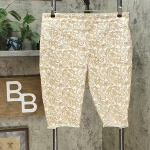 DG2 by Diane Gilman Classic Stretch Pull On Bermuda Shorts Khaki Paisley Large