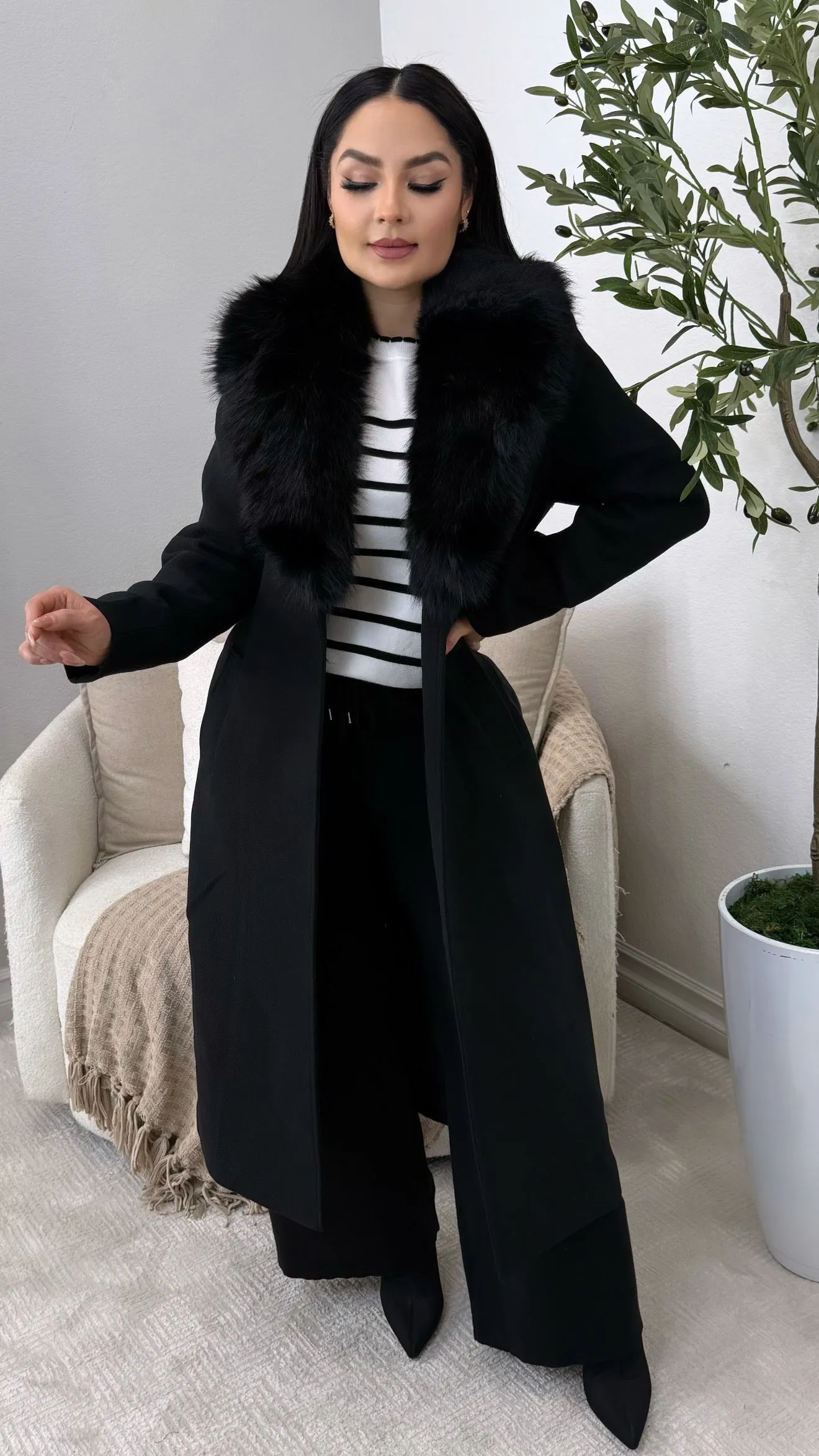 EMPIRE STATE BLACK COAT