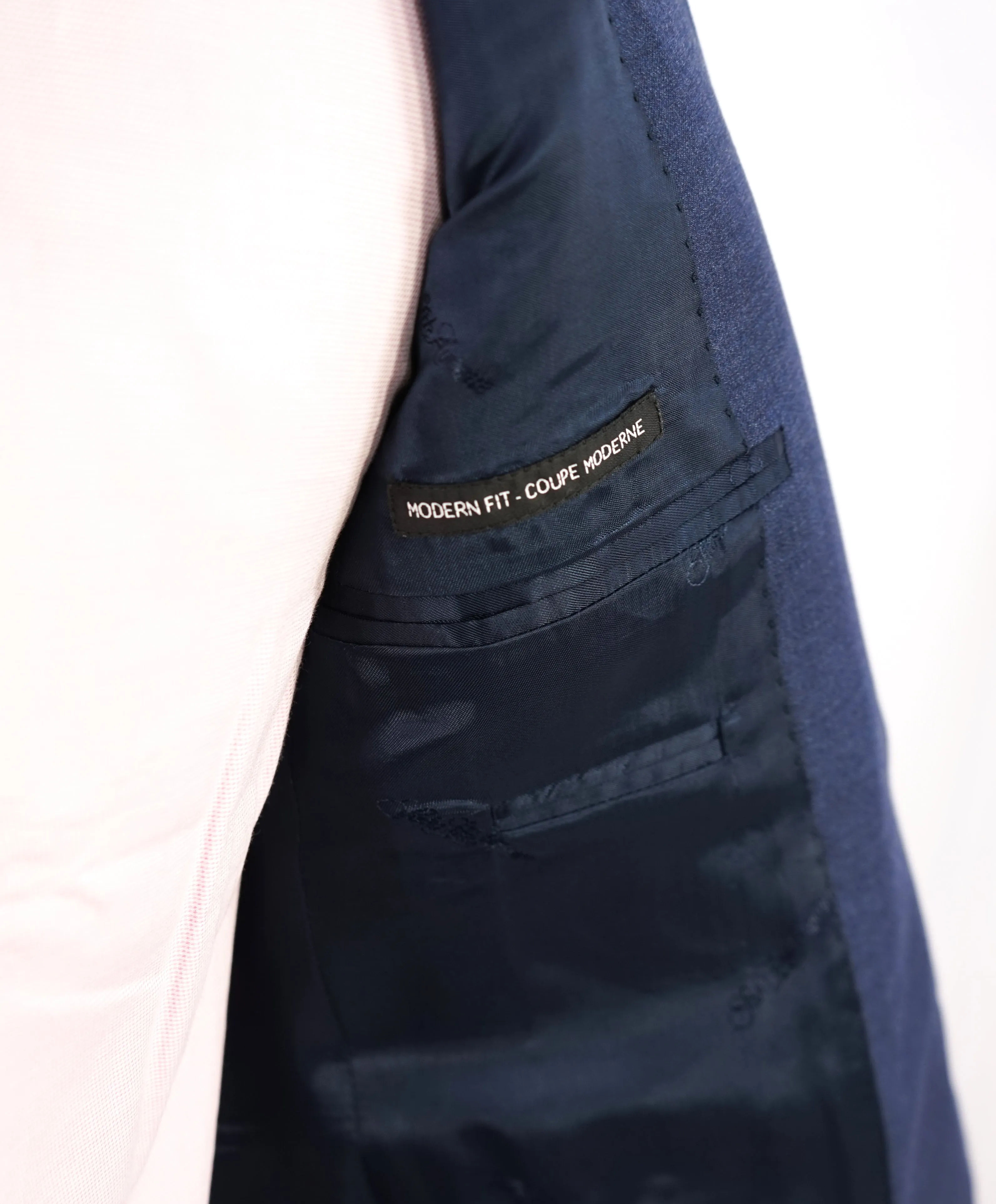 ERMENEGILDO ZEGNA - By SAKS FIFTH AVENUE Medium Blue Modern Fit Suit - 44R