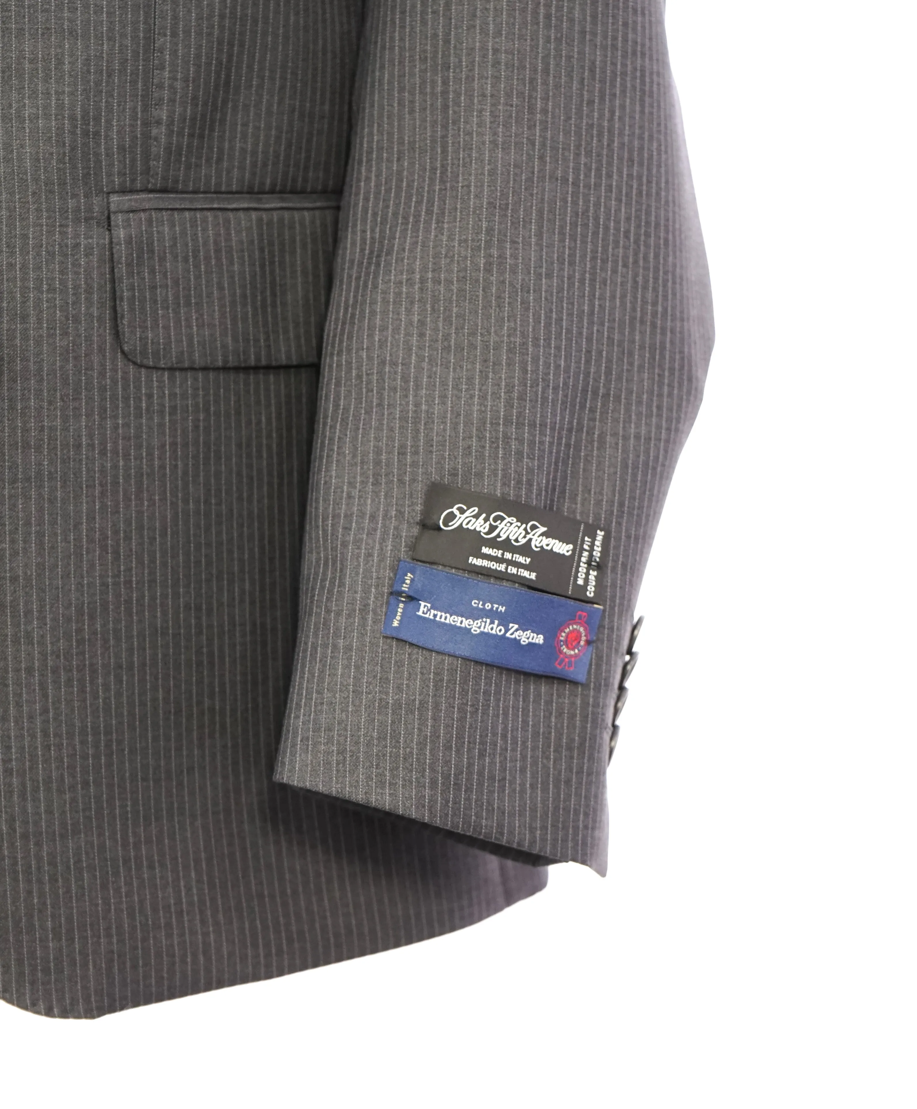 ERMENEGILDO ZEGNA - By SAKS FIFTH AVENUE "Modern" Gray Pinstripe Suit - 40R