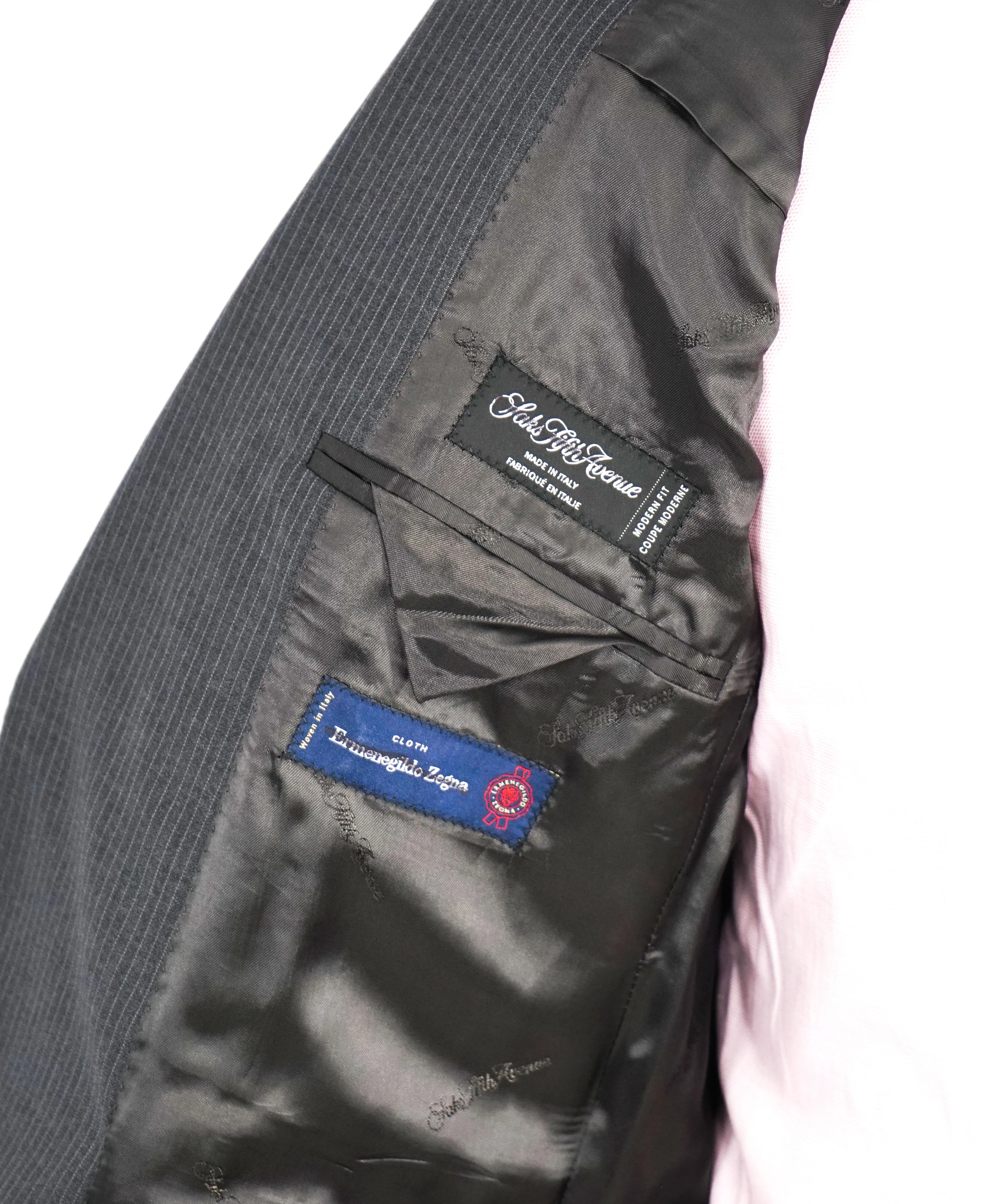 ERMENEGILDO ZEGNA - By SAKS FIFTH AVENUE "Modern" Gray Pinstripe Suit - 40R