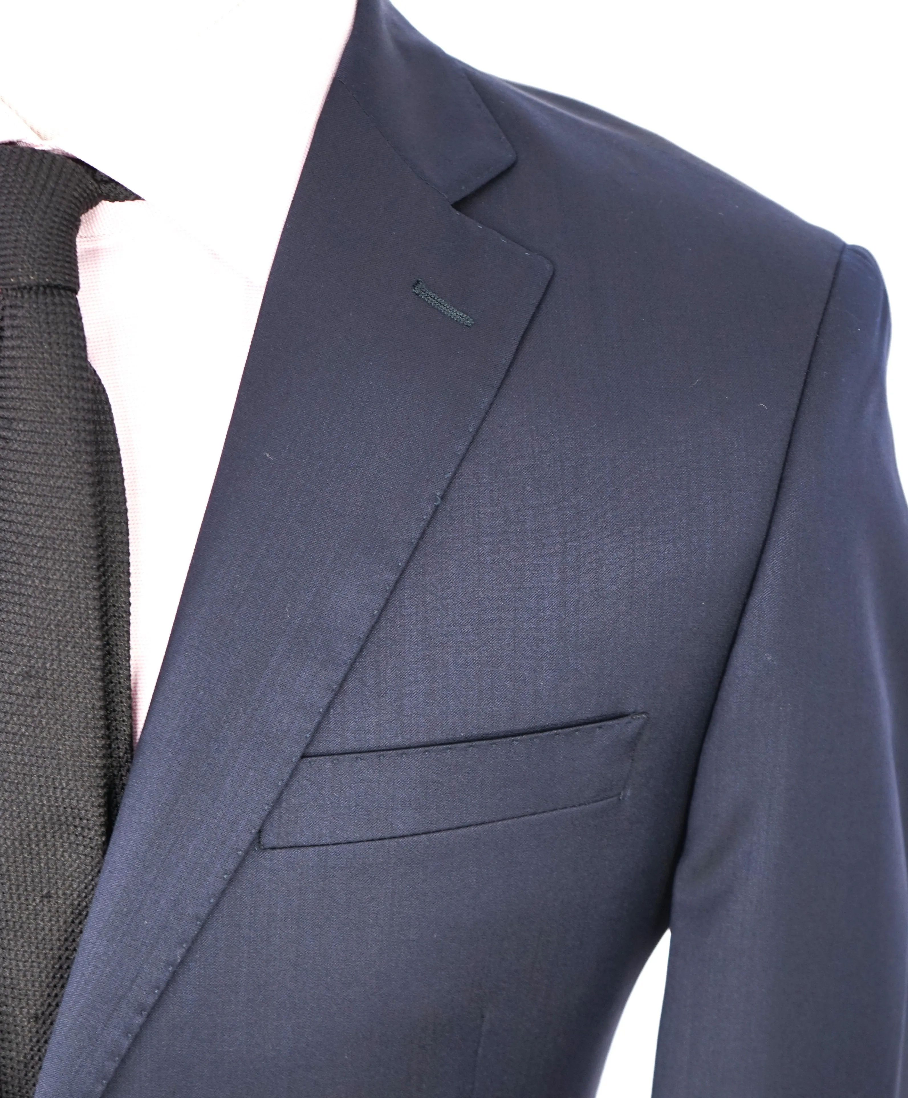 ERMENEGILDO ZEGNA - SAKS FIFTH AVENUE "Modern Fit" SILK BLEND Navy Suit - 40R
