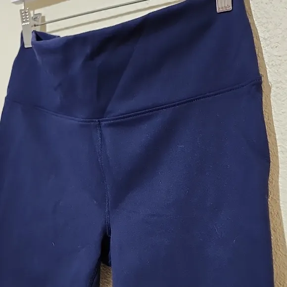 Fabletics Navy and Pink Bike Shorts And Sporta Bra Set
