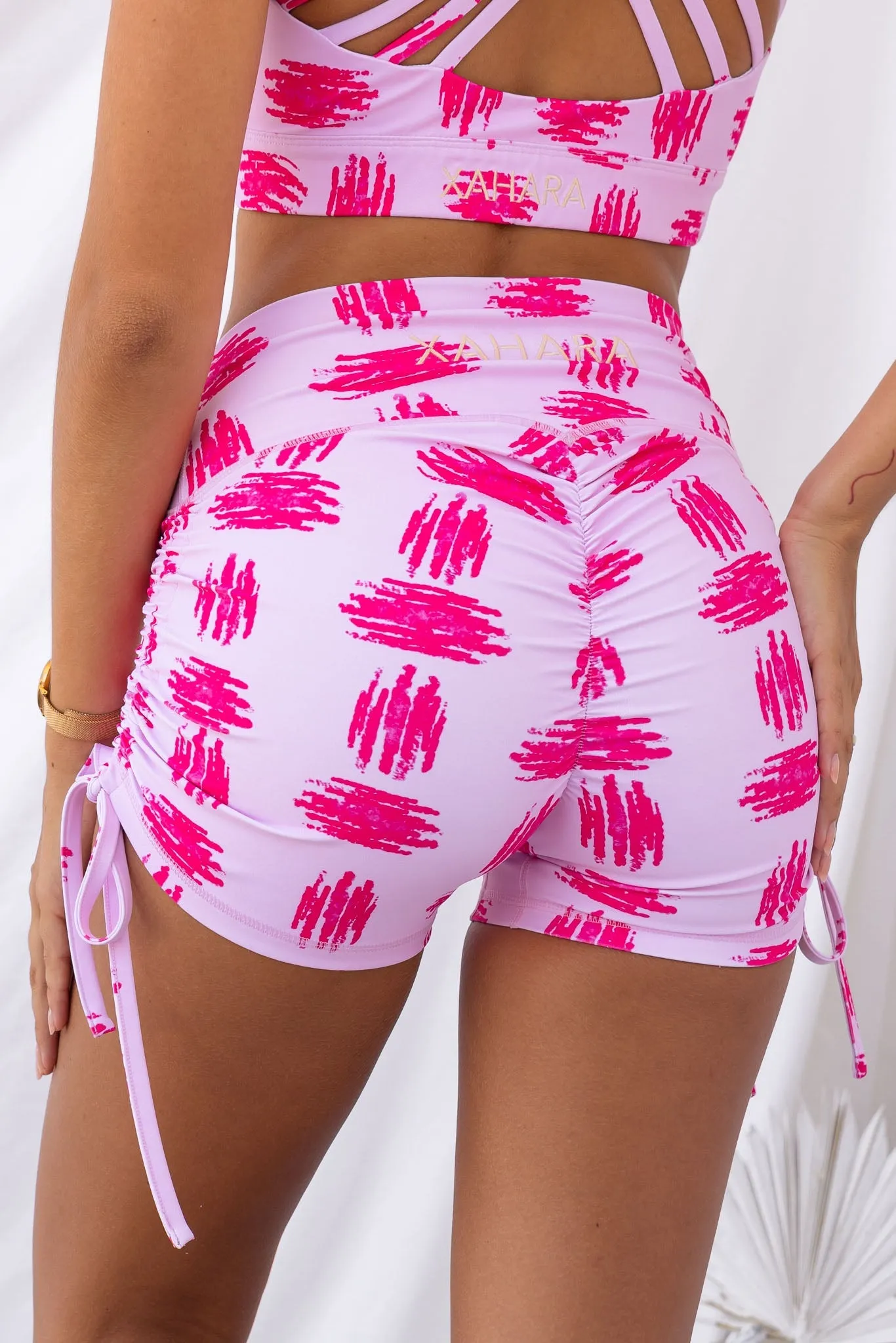 Flex Booty Shorts - Cannes