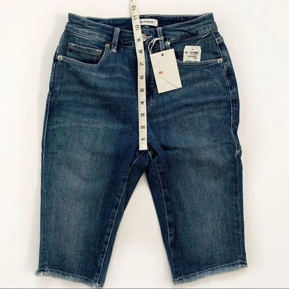 GOOD AMERICAN High Waist Bermuda Shorts!