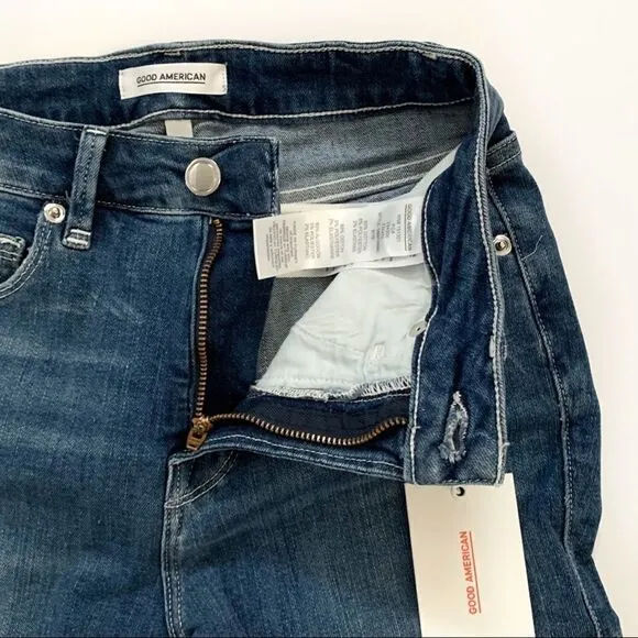 GOOD AMERICAN High Waist Bermuda Shorts!