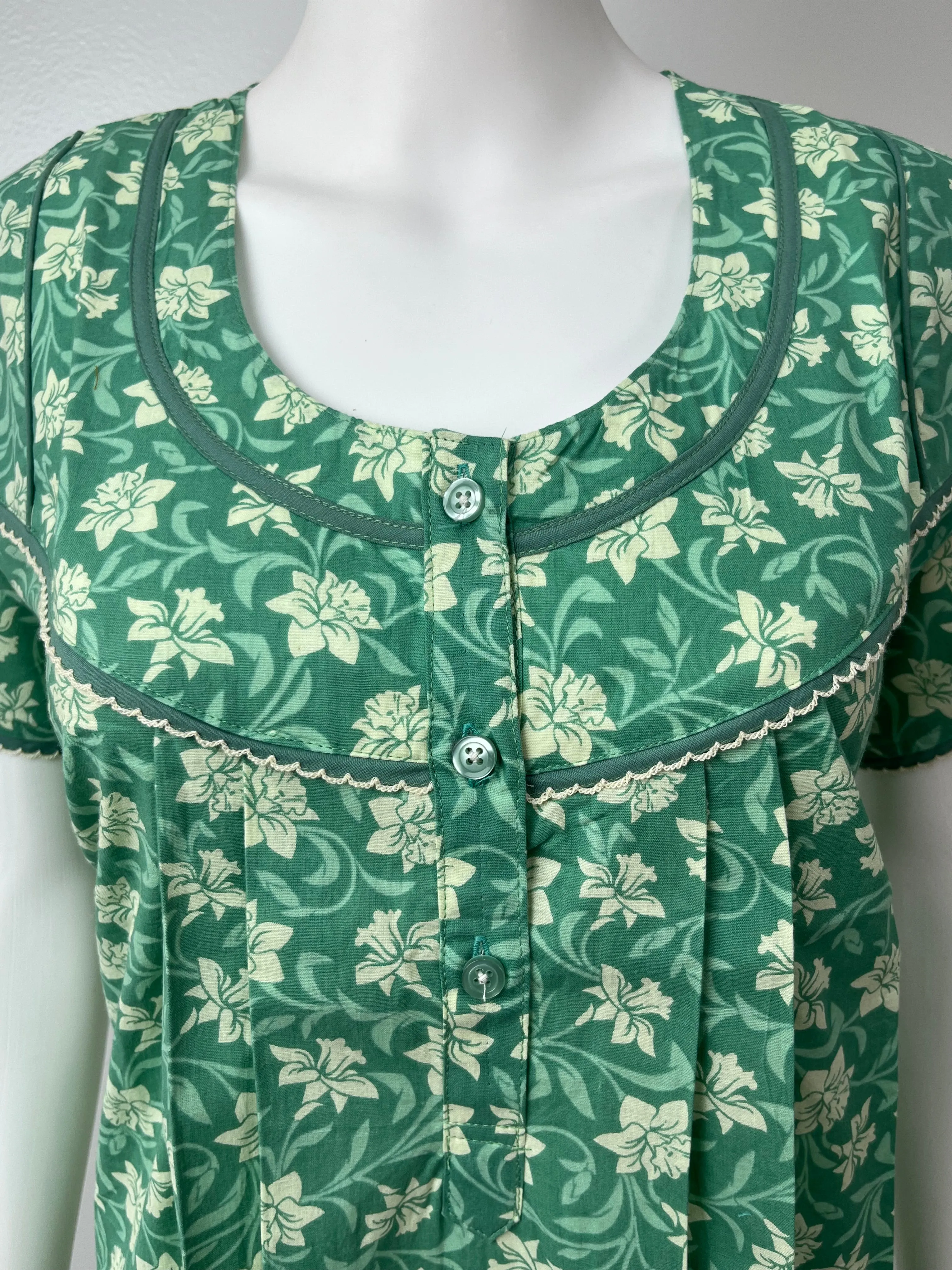 Green Knee-Length 100% Cotton Nighty for Women