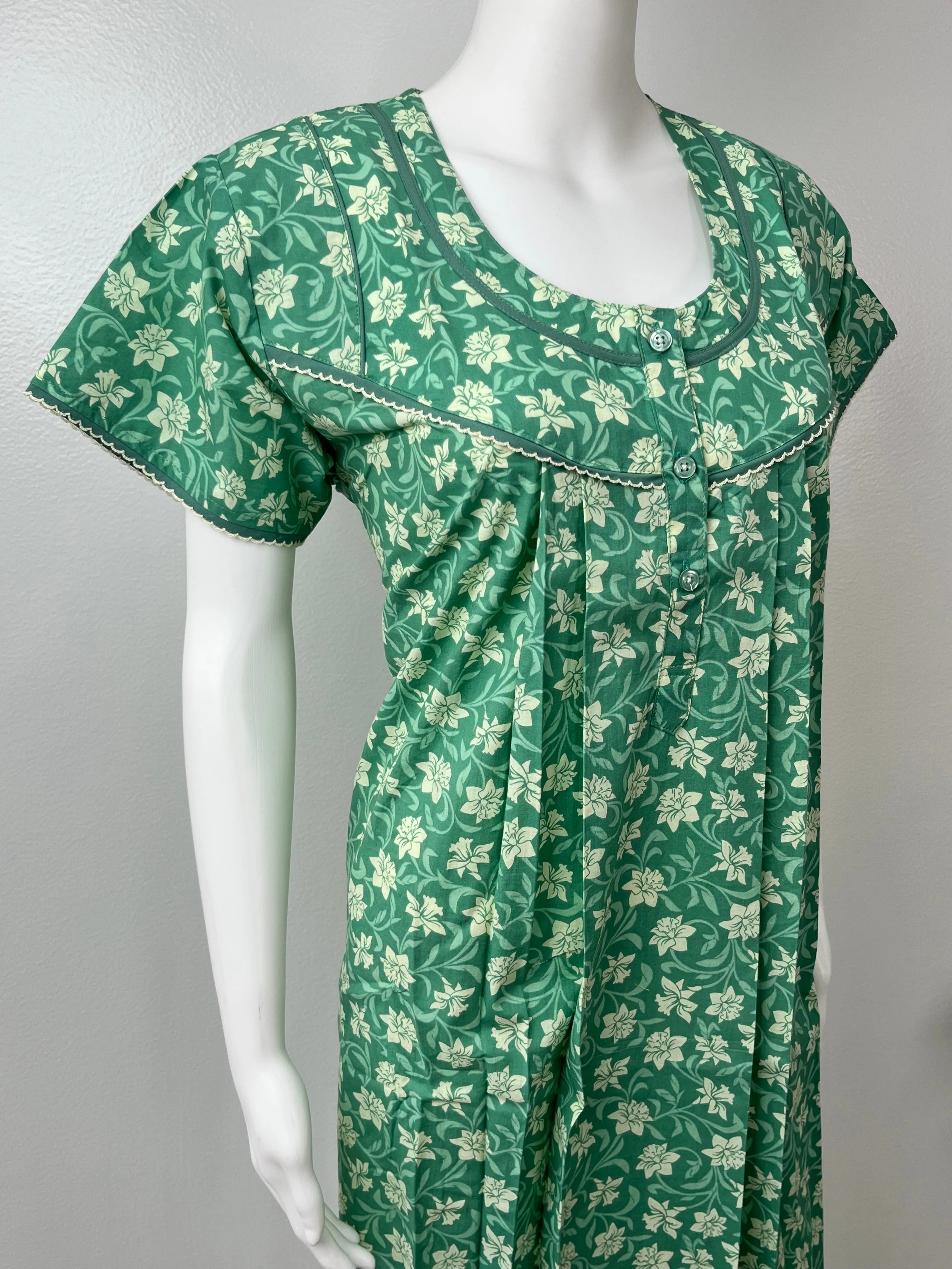 Green Knee-Length 100% Cotton Nighty for Women
