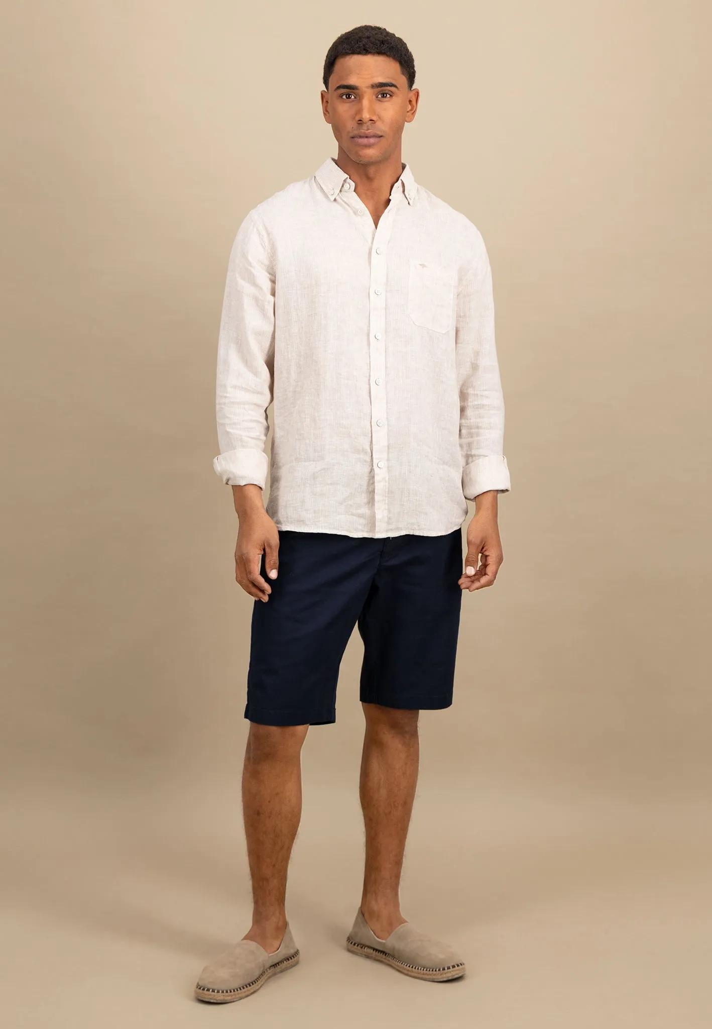 Hemd aus Leinen mit Button-Down-Kragen