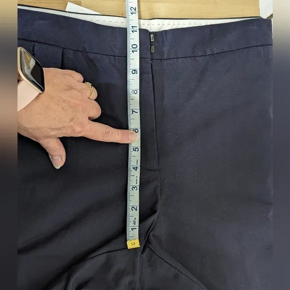 Lands End NWT Navy Cotton Chino Walking Shorts Bermuda High Waist 12 P