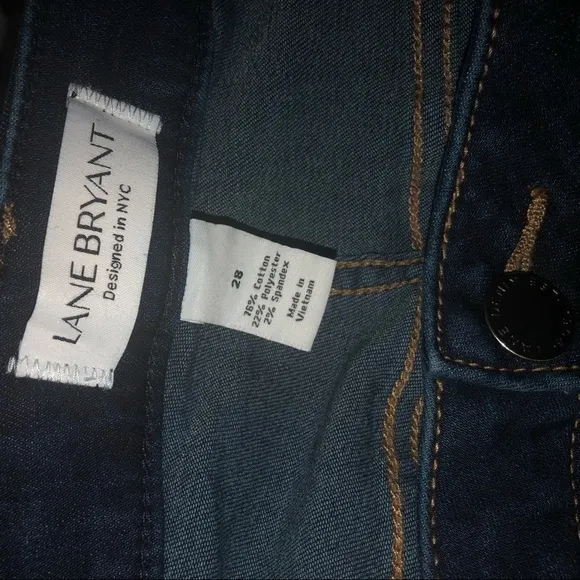 𝅺Lane Bryant jean Bermuda shorts denim size 28