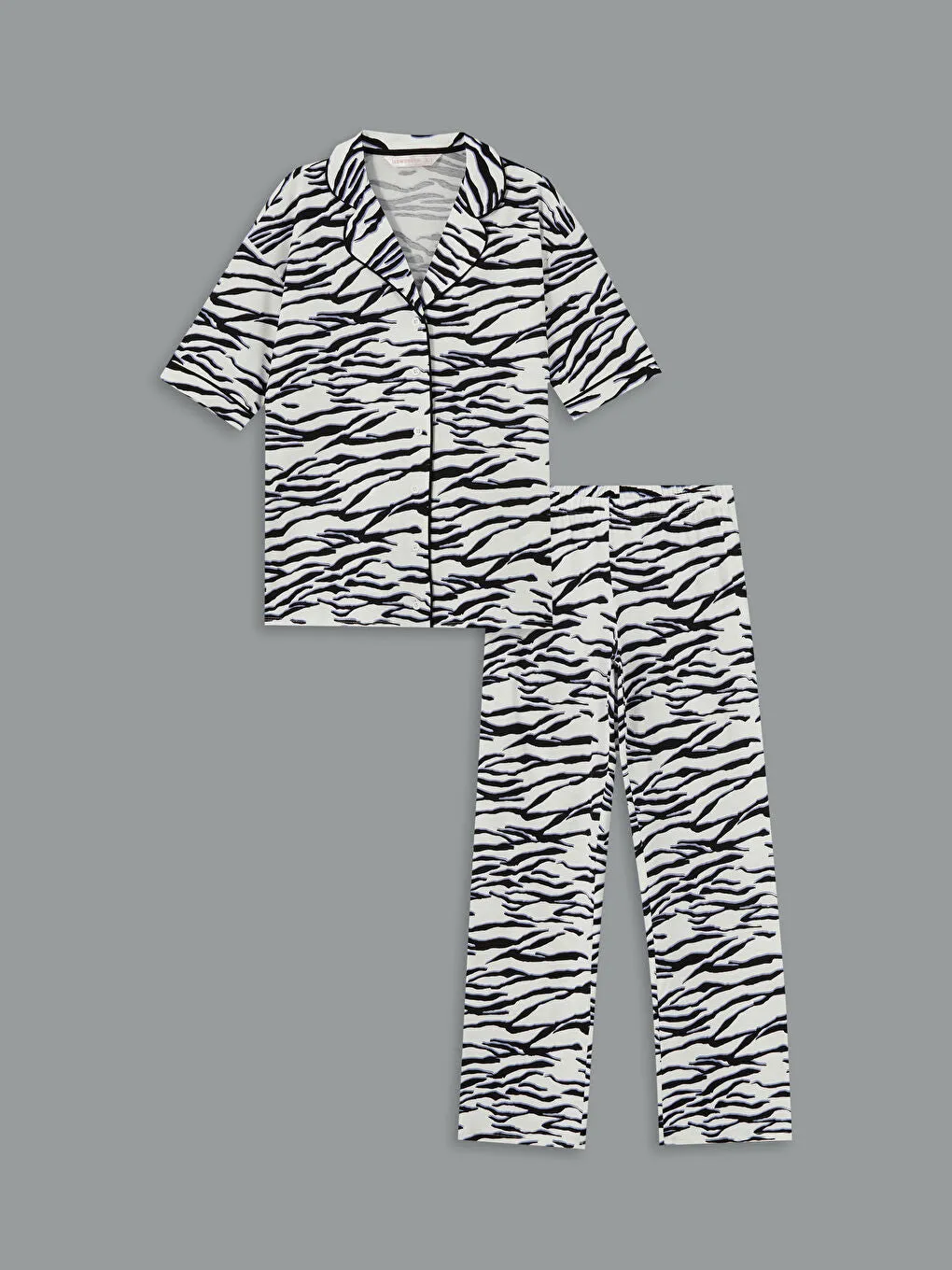 LCW DREAM White Shirt Collar Zebra Patterned Women Pajama Set