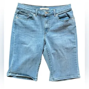 Levi’s CLASSIC BERMUDA SHORTS Blue Women’s Size 28.