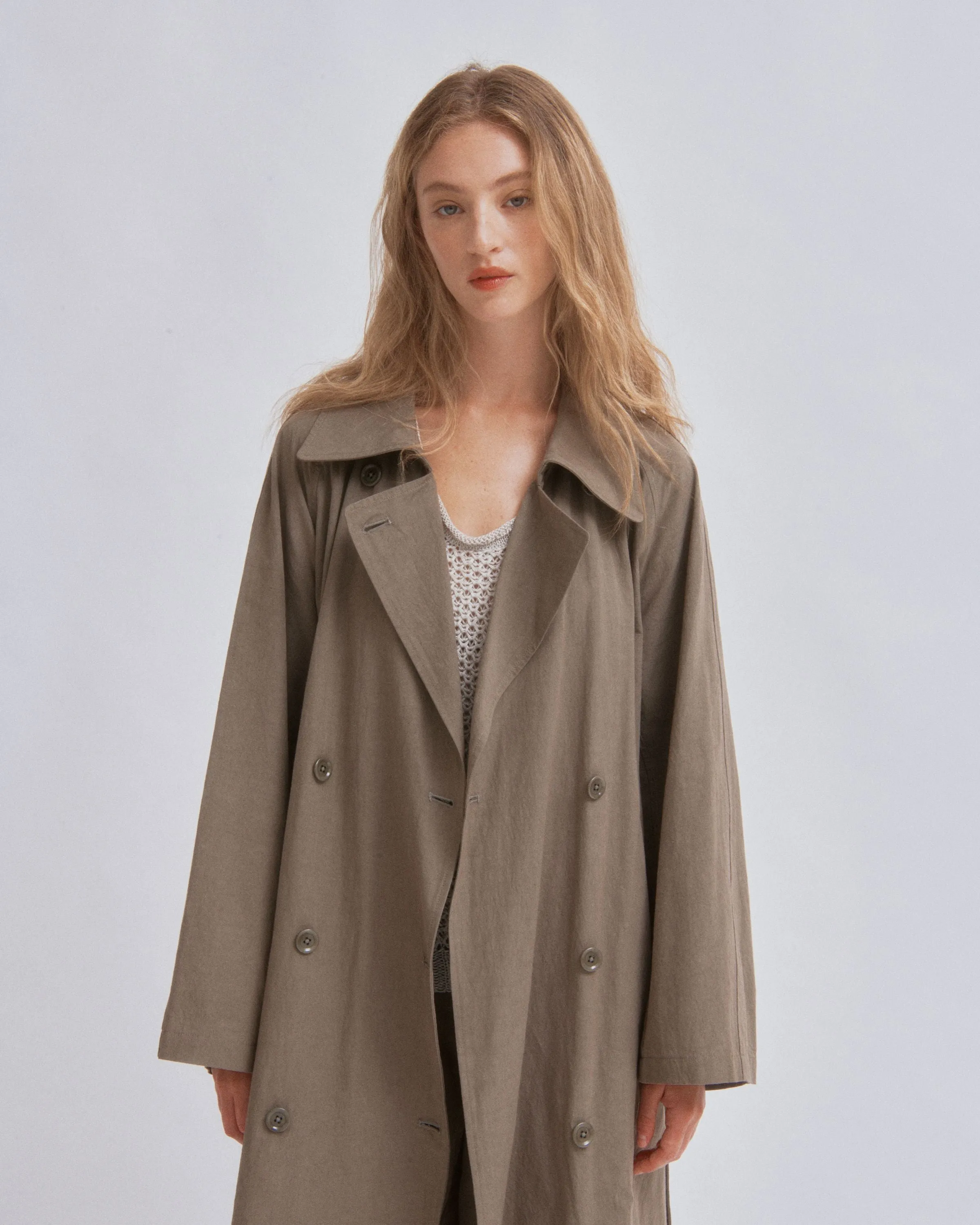 Light Trench Coat in Moss Gray