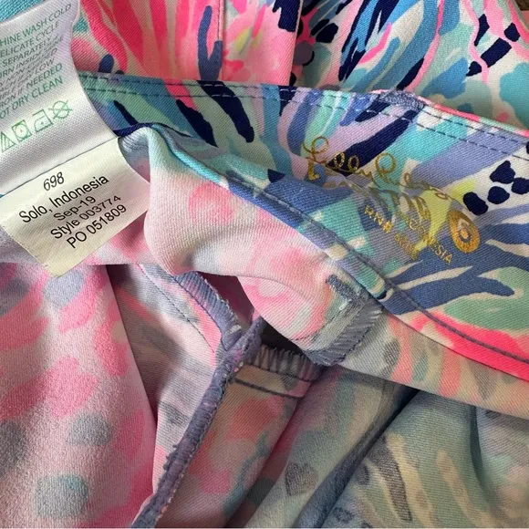 Lilly Pulitzer Luxletic Bettina 9” Stretch Bermuda Shorts - Pink Fan Sea- Size 6