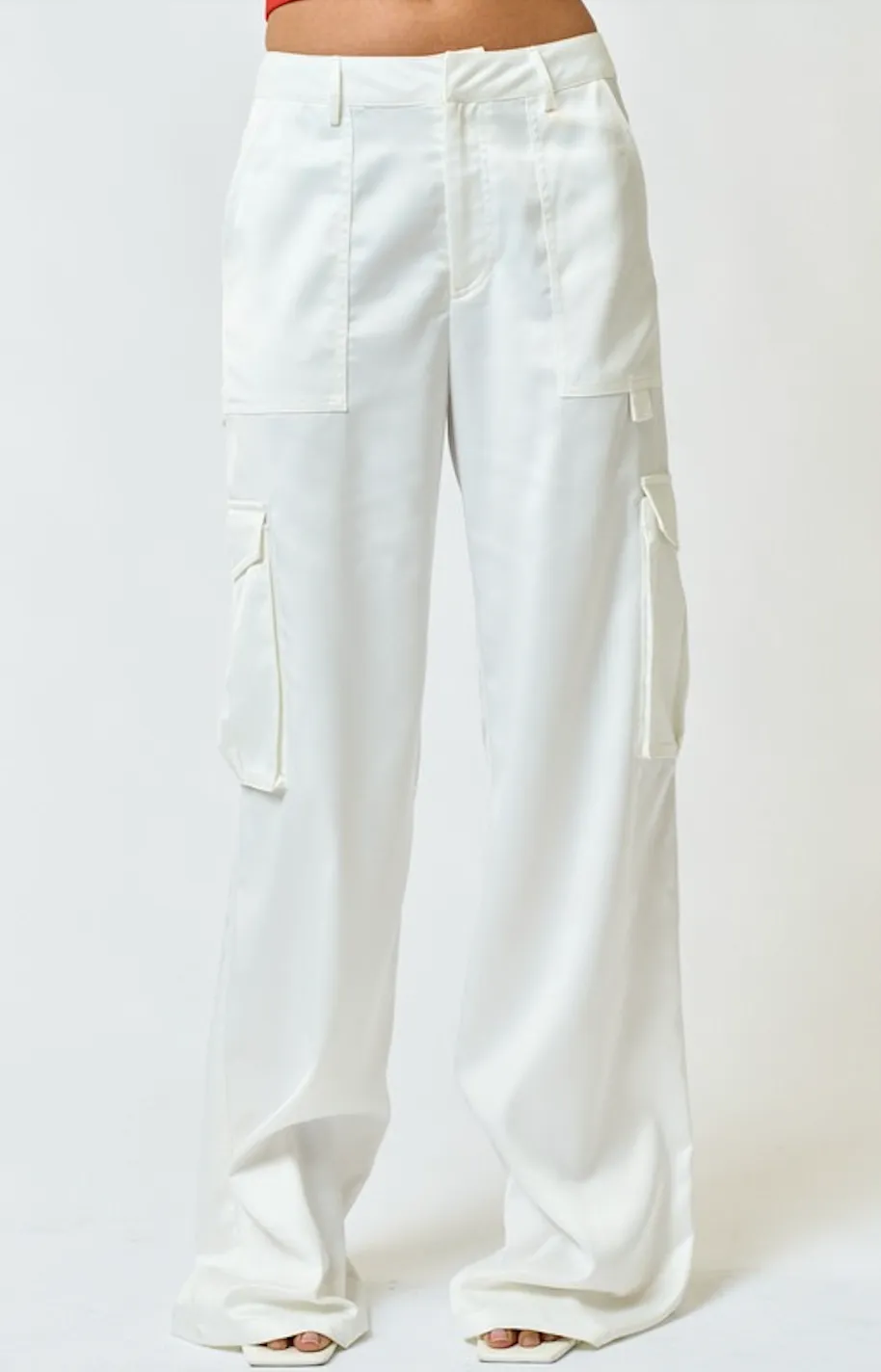 Low Rise Cargo Wide Leg Pants