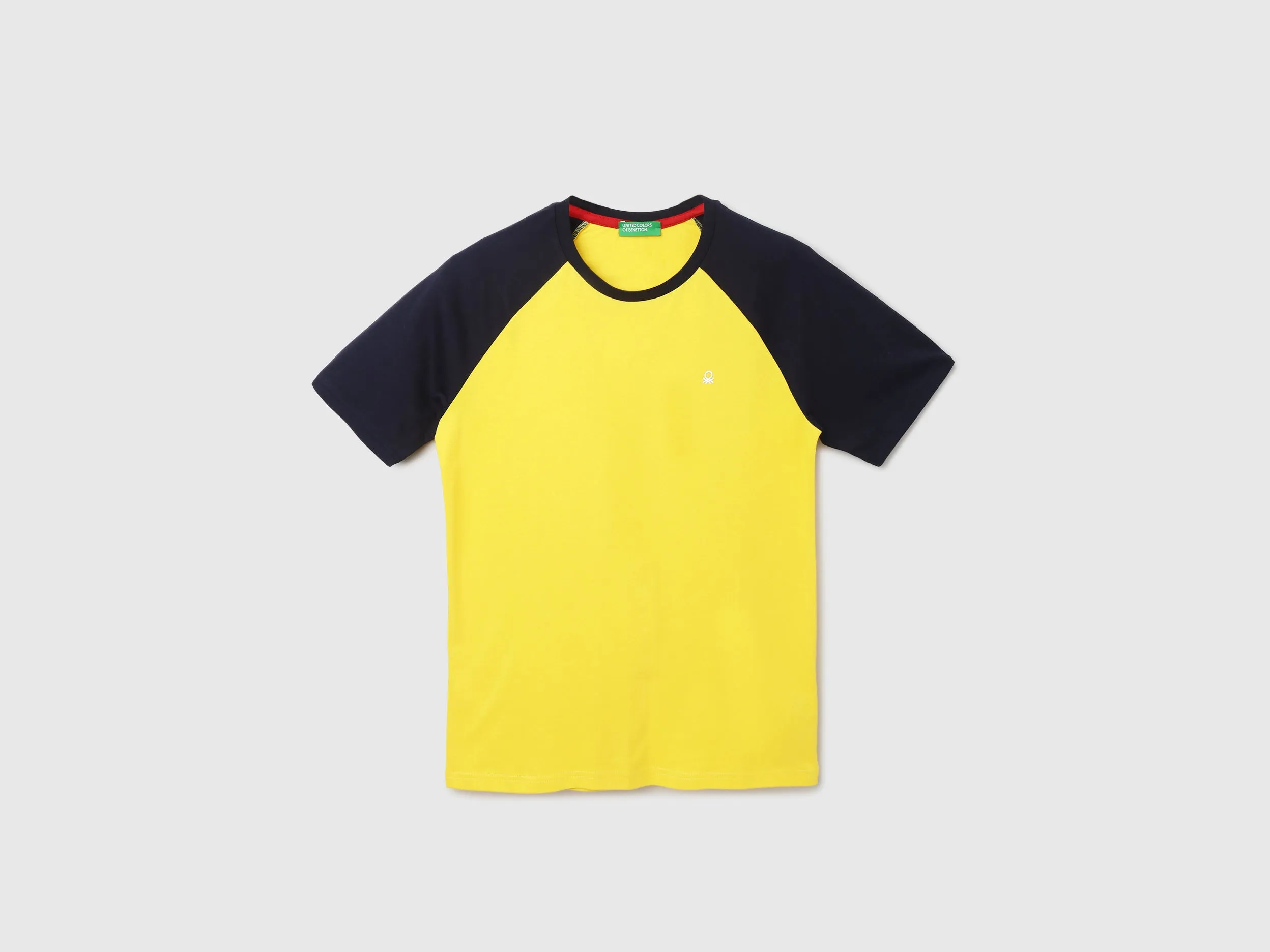 Men Colorblock Round Neck T-shirt