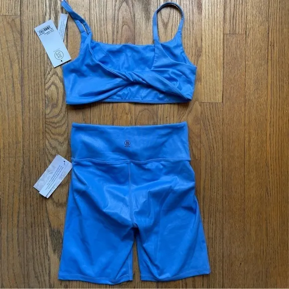 NEW Sage Workout Set Bike Shorts and Sporta Bra Granada Sky Size Small NWT