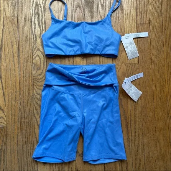 NEW Sage Workout Set Bike Shorts and Sporta Bra Granada Sky Size Small NWT