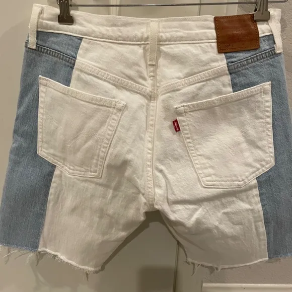 NWOT! LEVI’S 501 Premium Two-Tone Denim Mid-Rise Raw Hem Bermuda Shorts Size W30