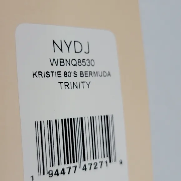Plus Size Women's NYDJ Kristie 80s Bermuda Shorts Size 18W. #456