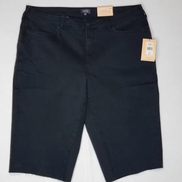 Plus Size Women's NYDJ Kristie 80s Bermuda Shorts Size 18W. #456
