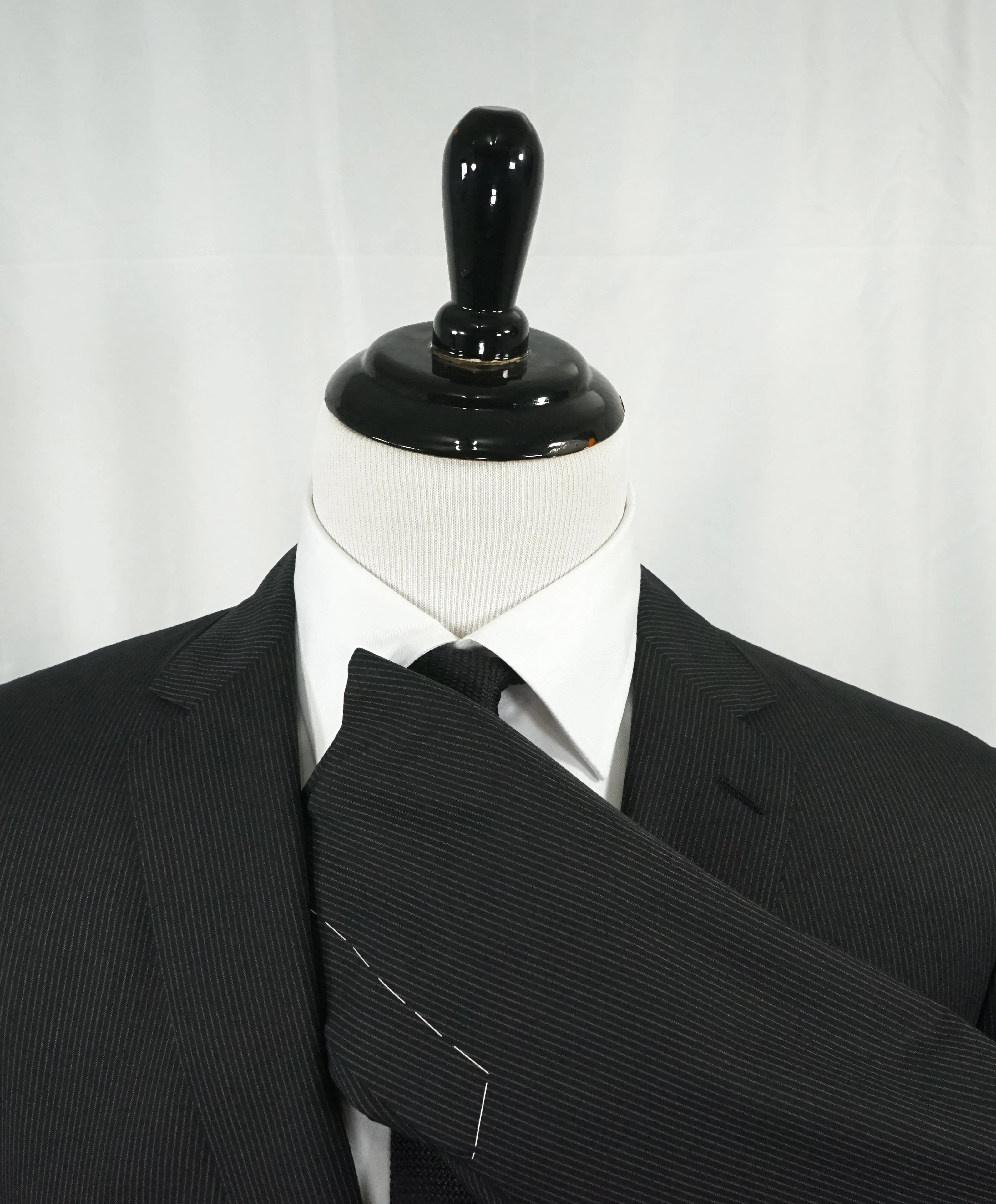 RALPH LAUREN PURPLE LABEL - Semi-Lined Pinstripe Suit W Side Tabs - 44R
