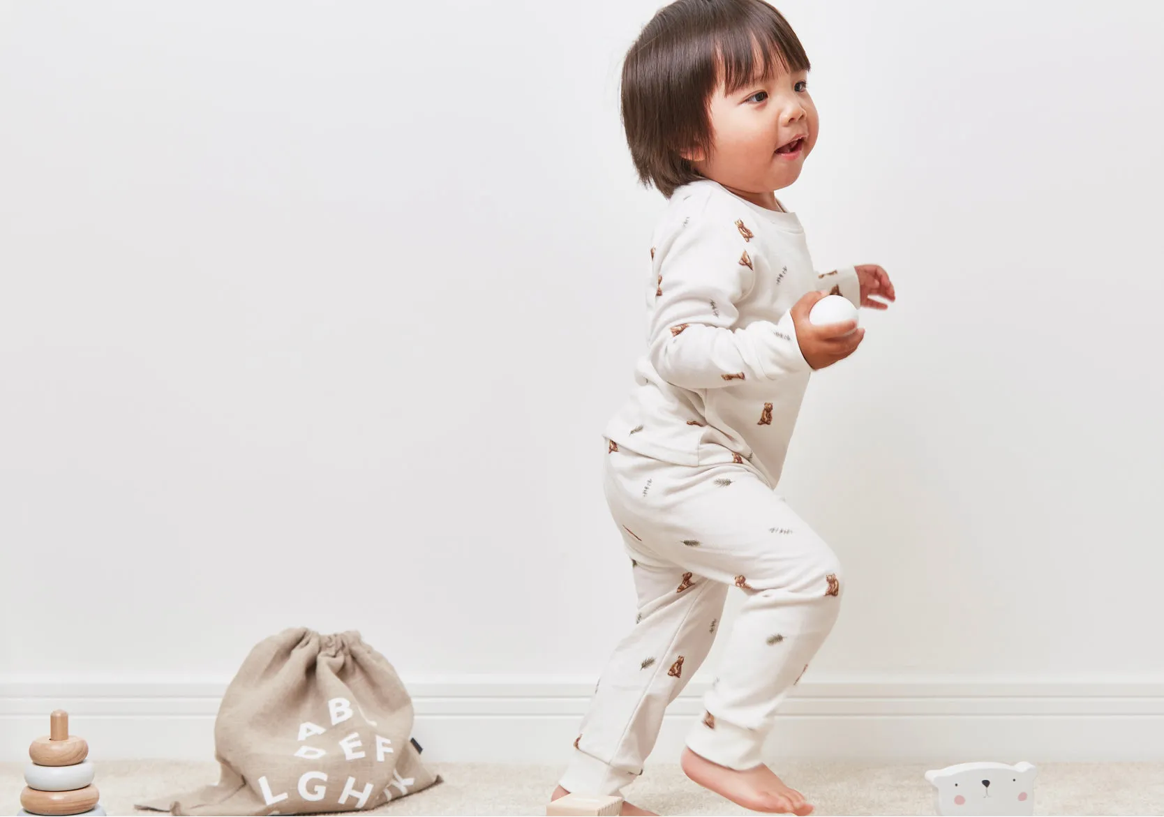 ROSA & BLUE PYJAMAS BROWN BEAR