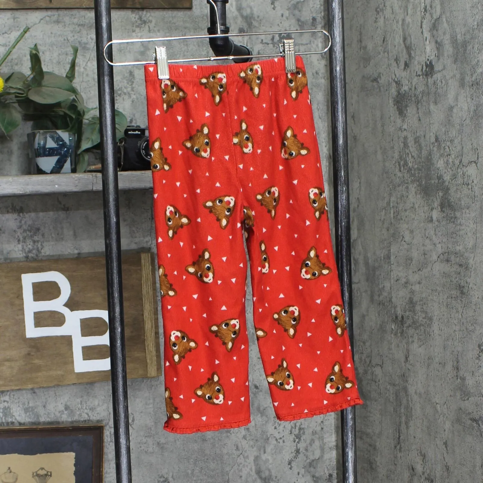 Rudolph Toddler Girls Button Up 2-Piece Pajama Set 1678ec26e0a250 Red 4T