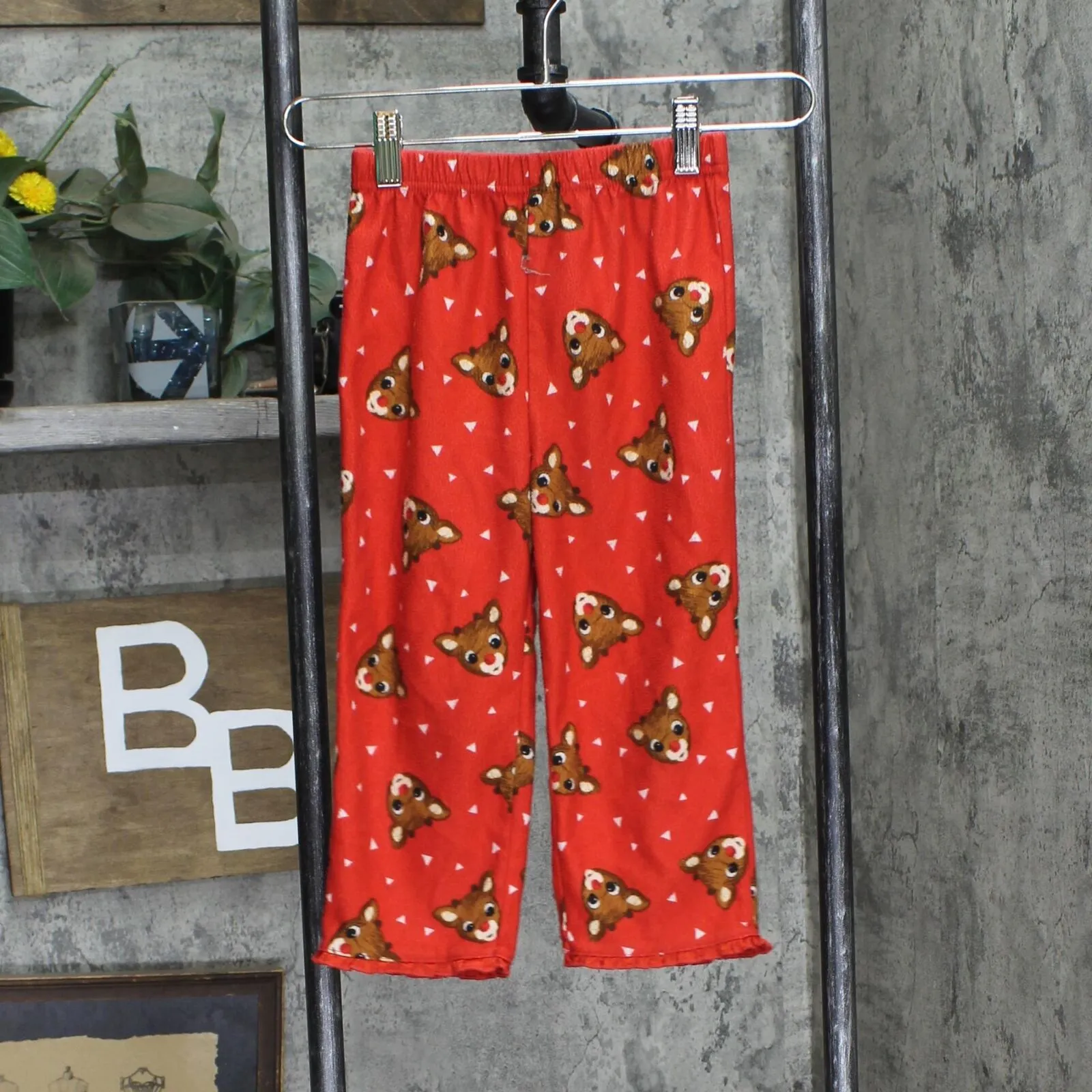 Rudolph Toddler Girls Button Up 2-Piece Pajama Set 1678ec26e0a250 Red 4T