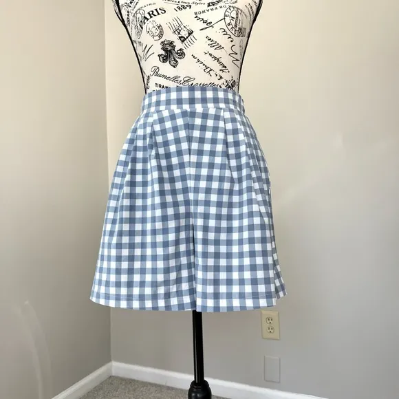 SET Blue Gingham Crop Tank Top and Shorts Set by Wayre