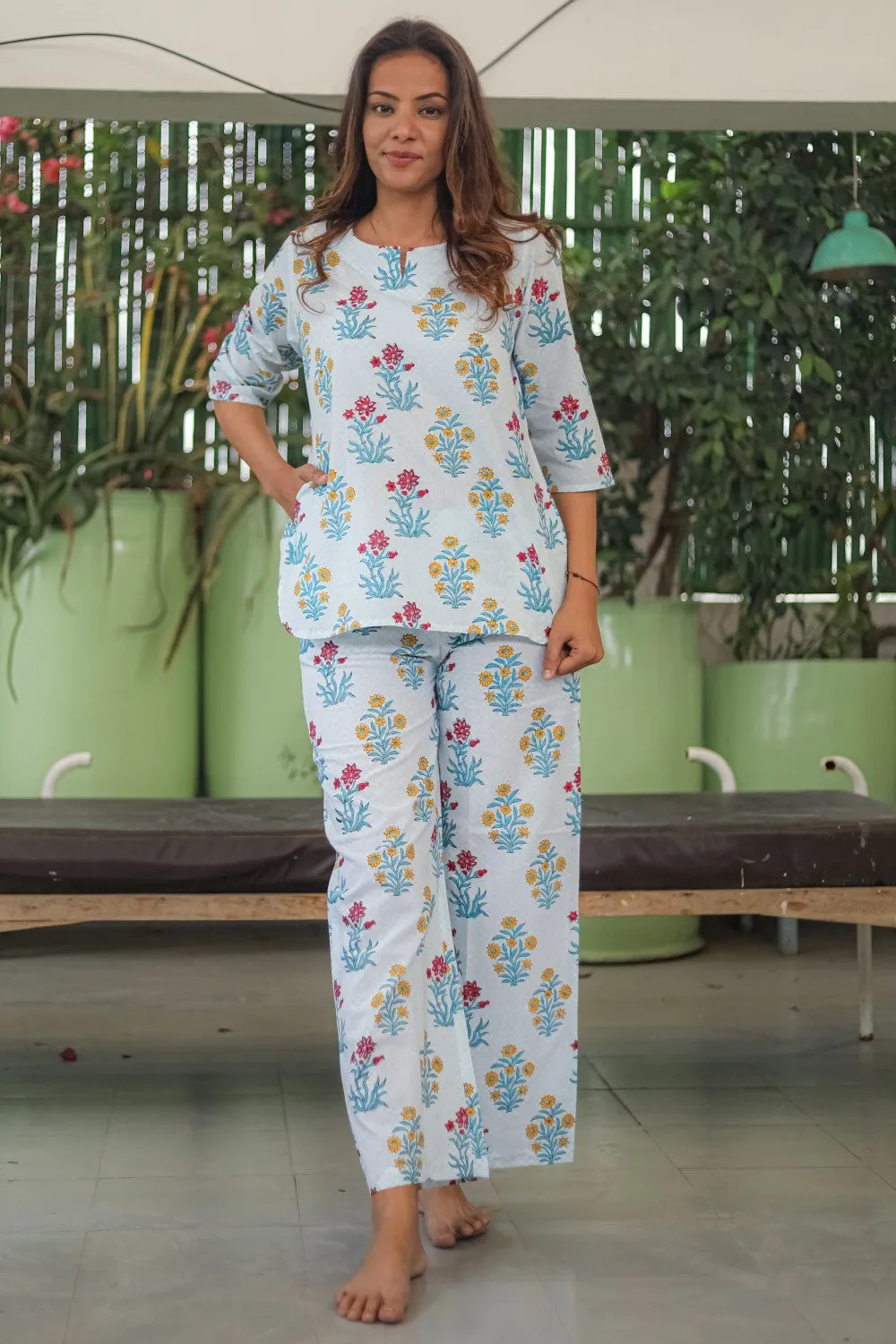 Sootisyahi 'Floral Breeze' Handblock Printed Pure Cotton Night Suit