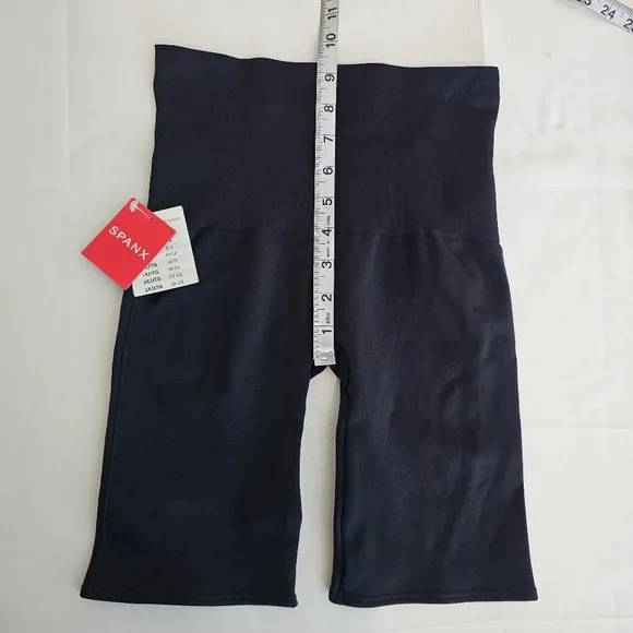 Spanx Very Black Lamn Bike Shorts