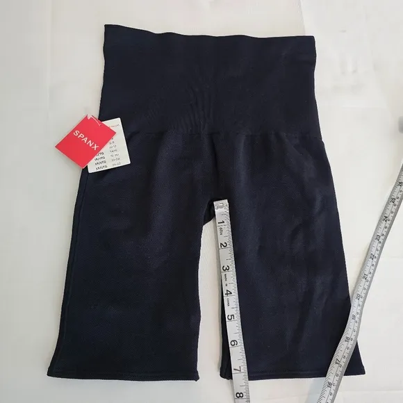 Spanx Very Black Lamn Bike Shorts