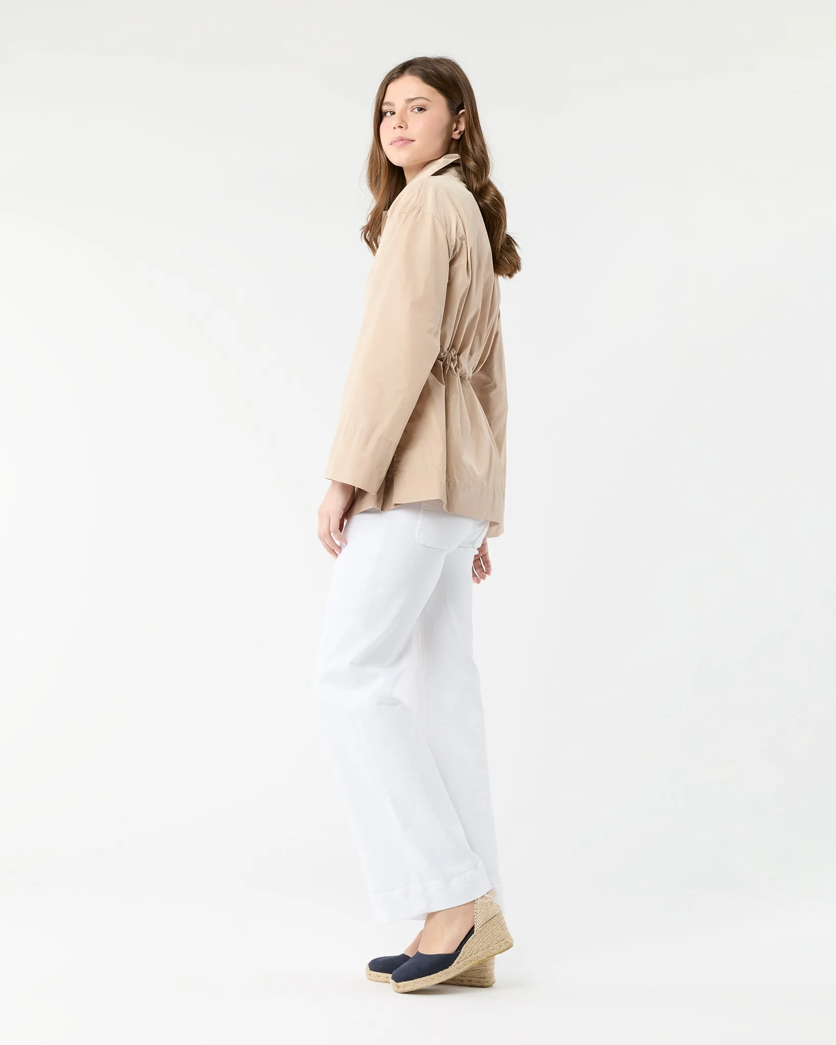 Teria Jacket in Sand