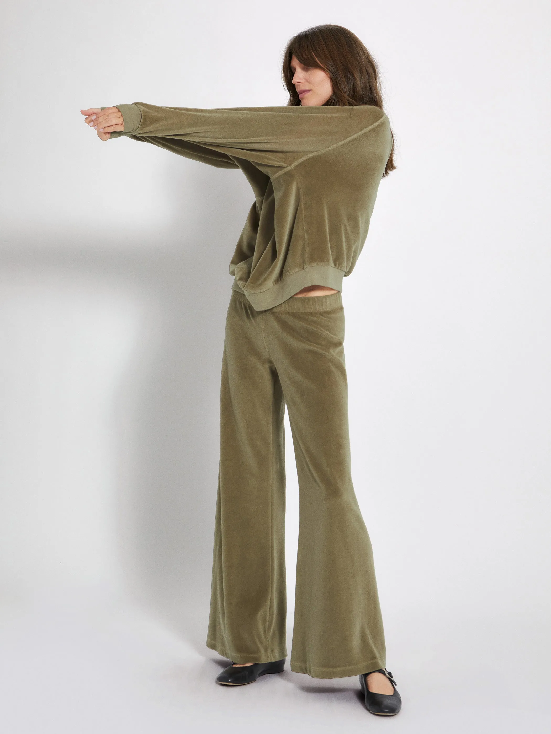 The Lito Low Rise Flare Pants in Velour