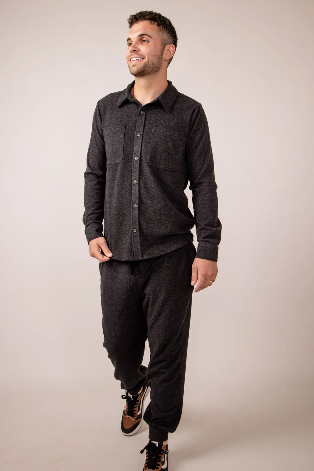 Thread & Supply Discovery Shirt for Men in Black Heather | T3186BTKTM