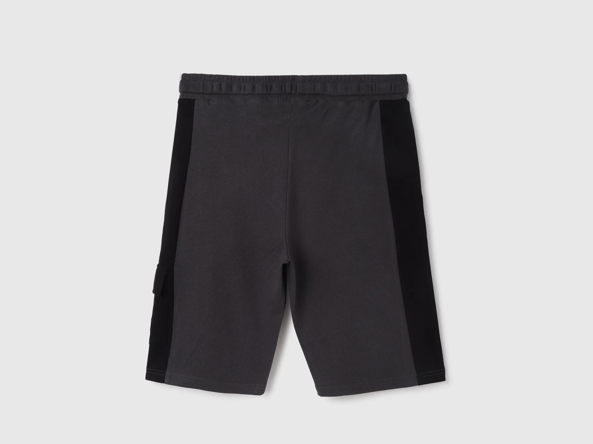 Typography Pattern Relaxed Fit Shorts