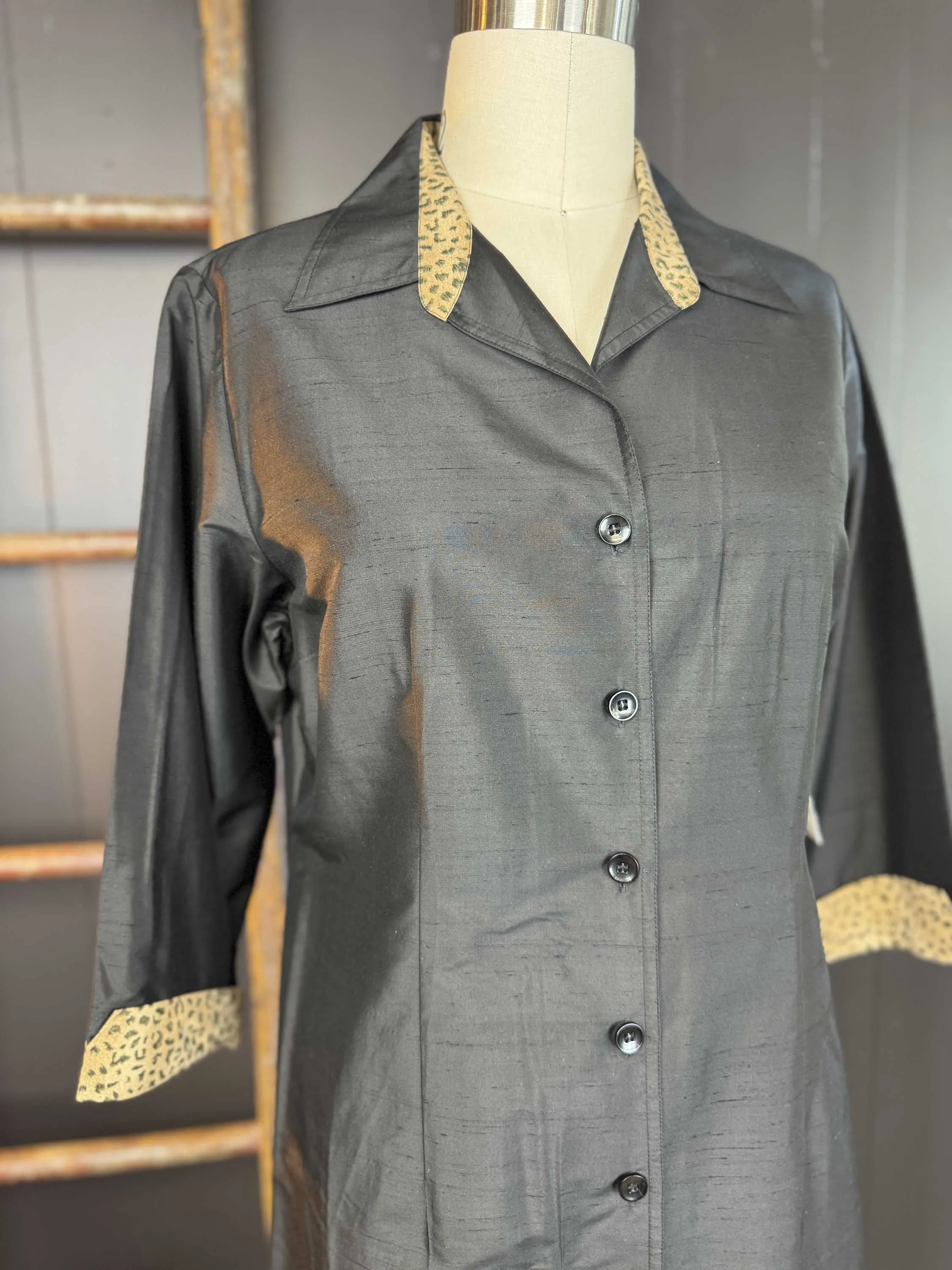 Vintage 1970s Silk Black Jacket/Blouse with Leopard Trims - Size L