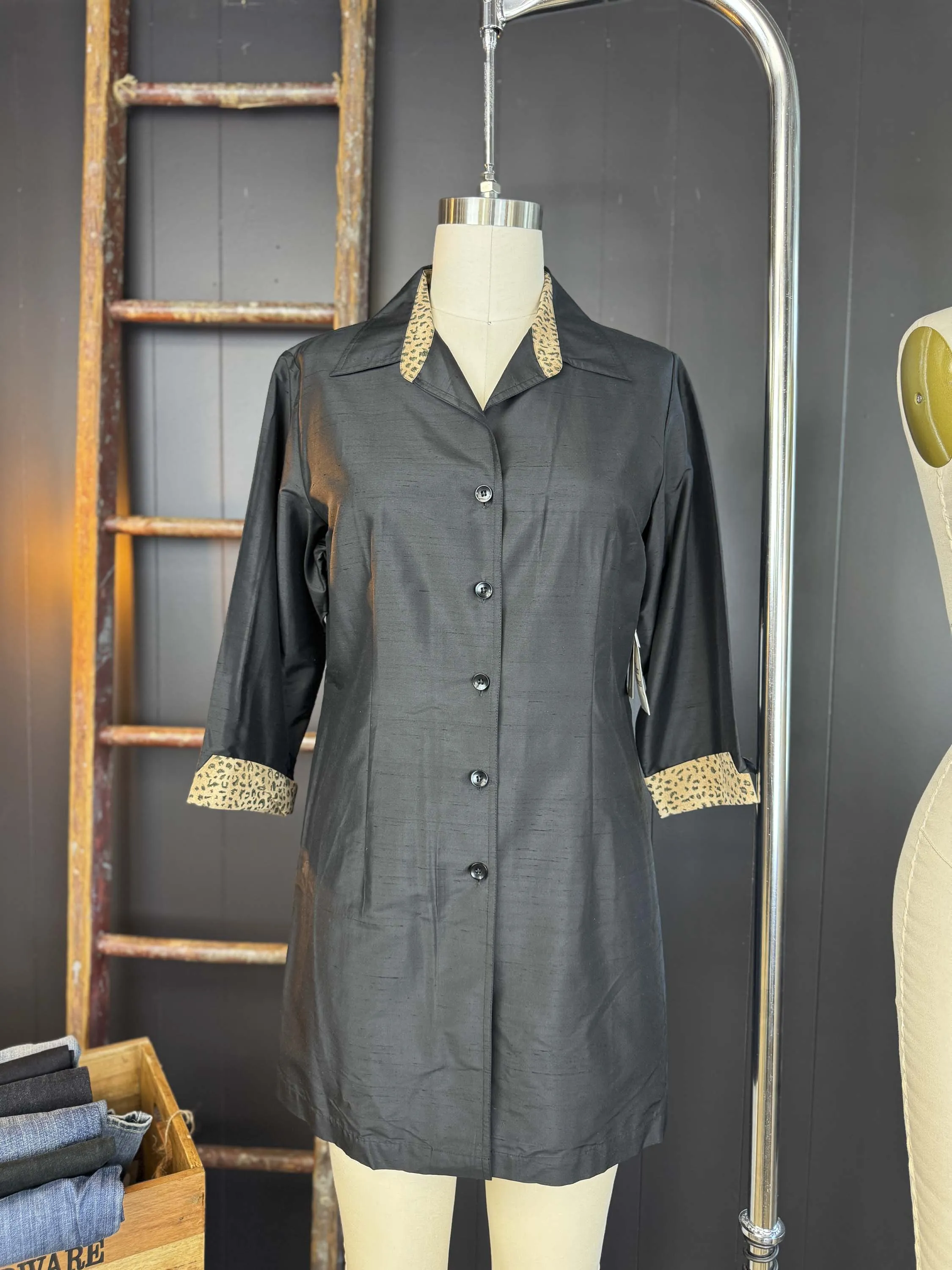 Vintage 1970s Silk Black Jacket/Blouse with Leopard Trims - Size L